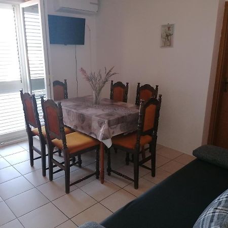 Apartment Dalmatien Raslina Bagian luar foto