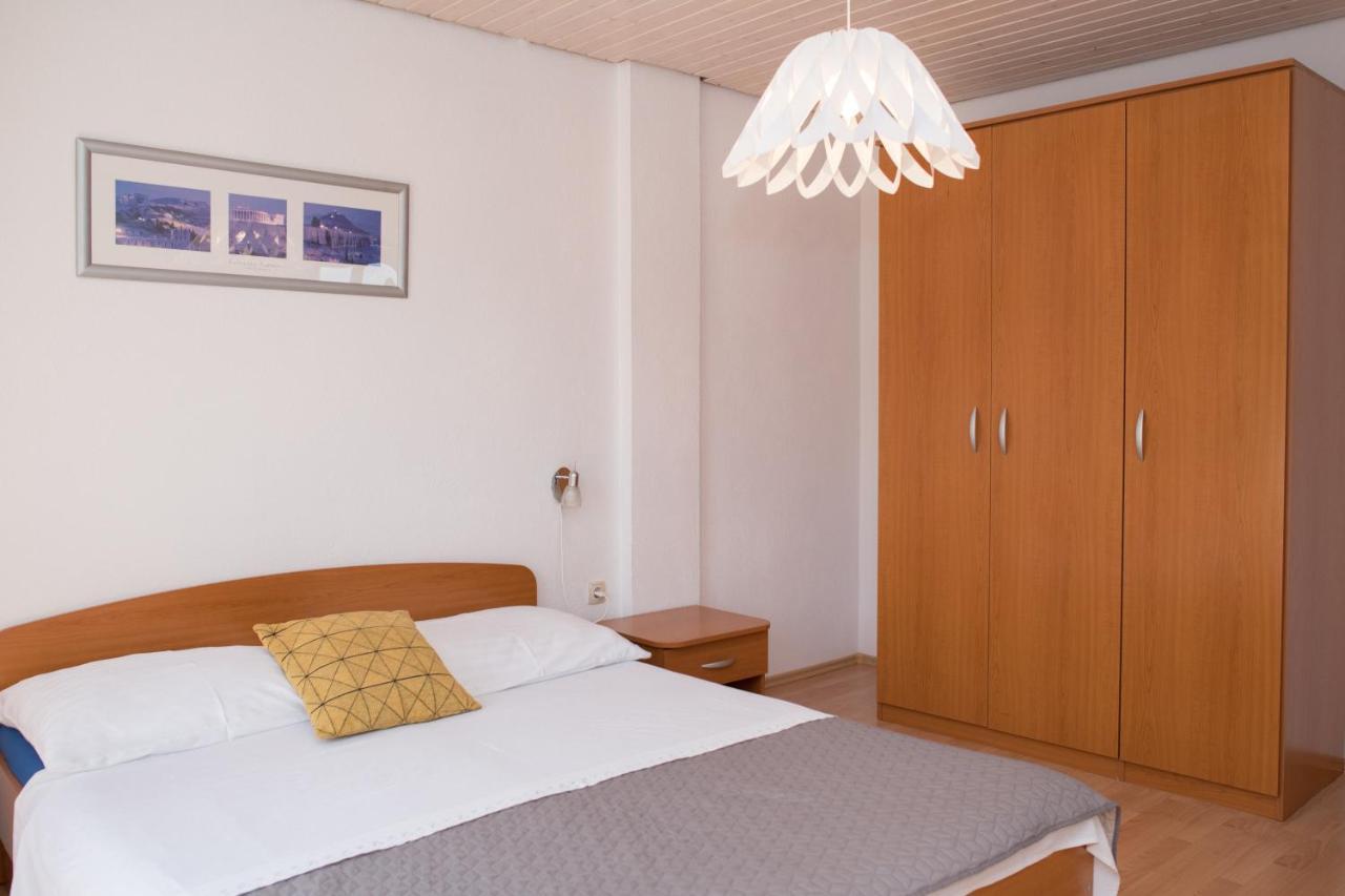 Apartment Dalmatien Raslina Bagian luar foto