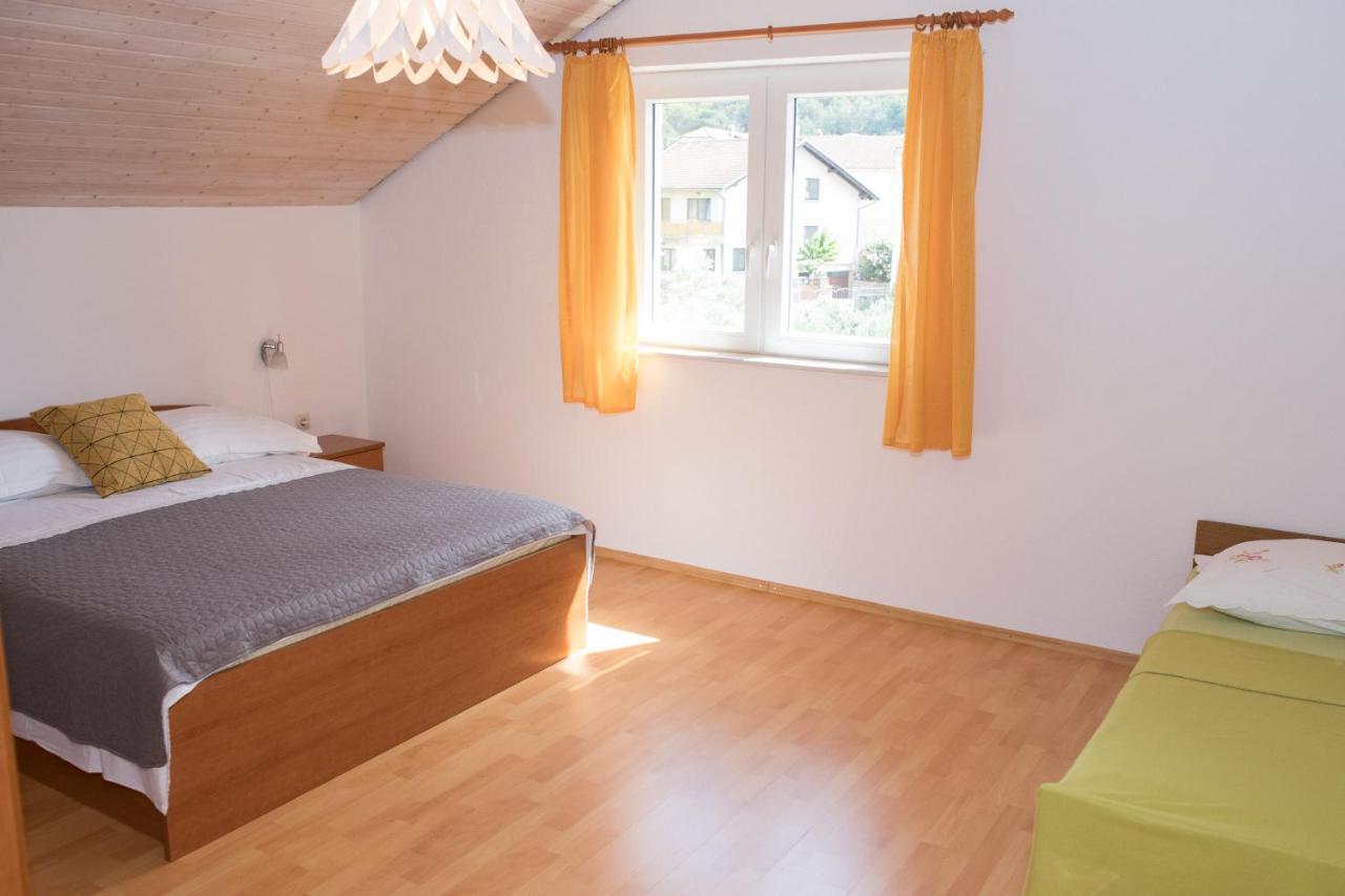 Apartment Dalmatien Raslina Bagian luar foto