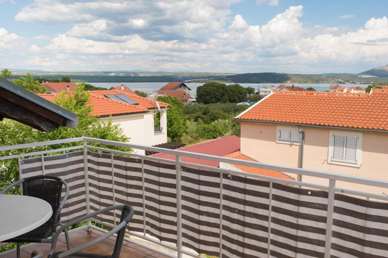 Apartment Dalmatien Raslina Bagian luar foto