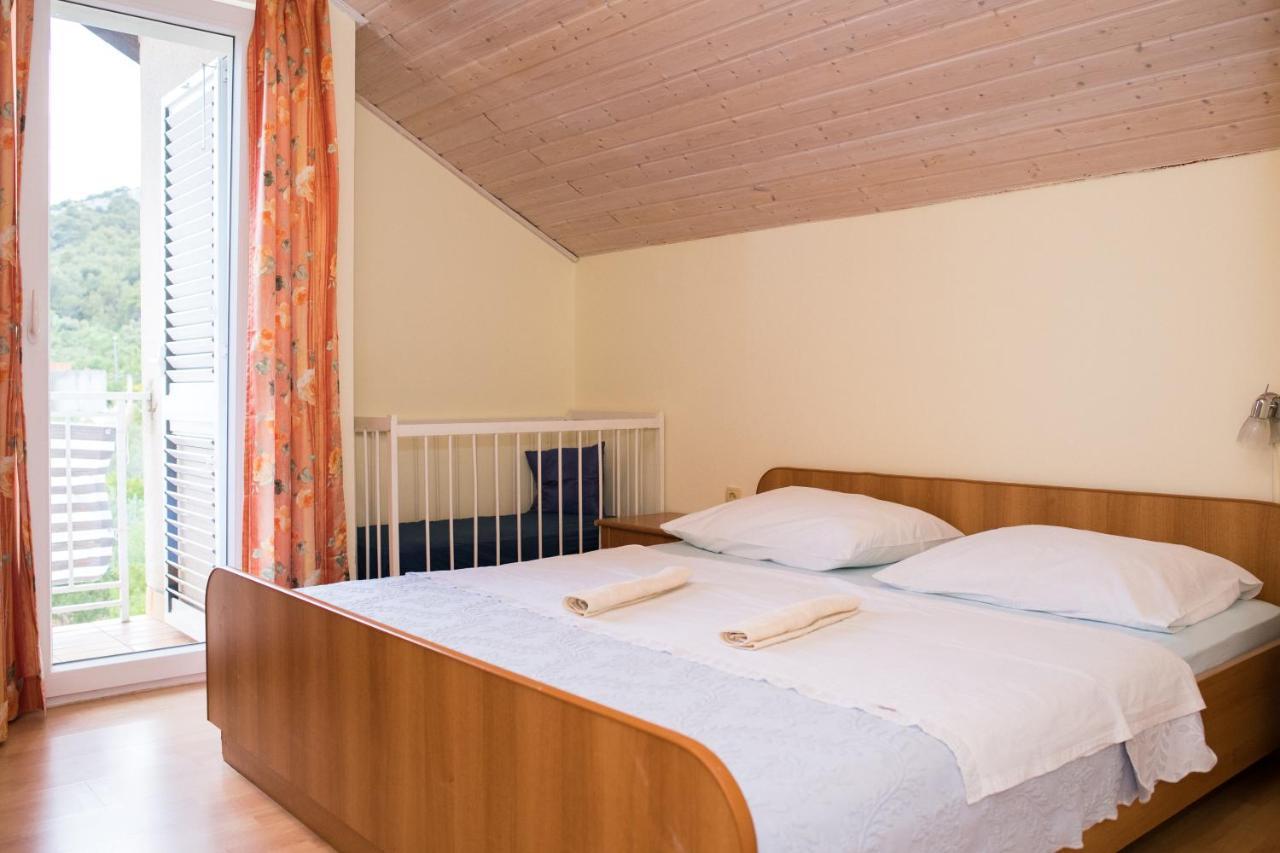 Apartment Dalmatien Raslina Bagian luar foto