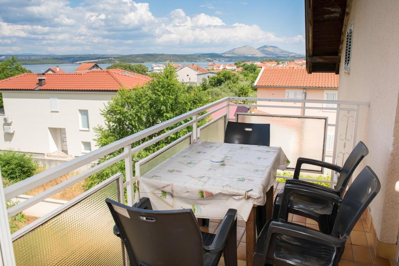 Apartment Dalmatien Raslina Bagian luar foto